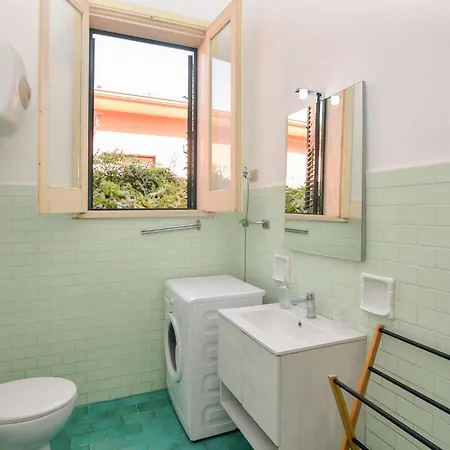 Holiday home 3 Bedroom Stunning In